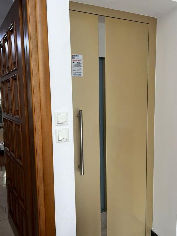 Kouros Kalamitsa Apartment Kavála ภายนอก รูปภาพ